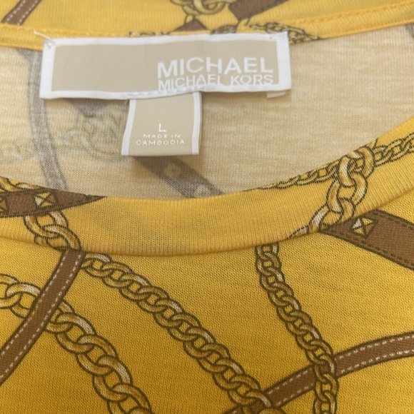 Michael Kors Honey Logo Chain Short Sleeve Top, Size L. - Picture 3 of 7
